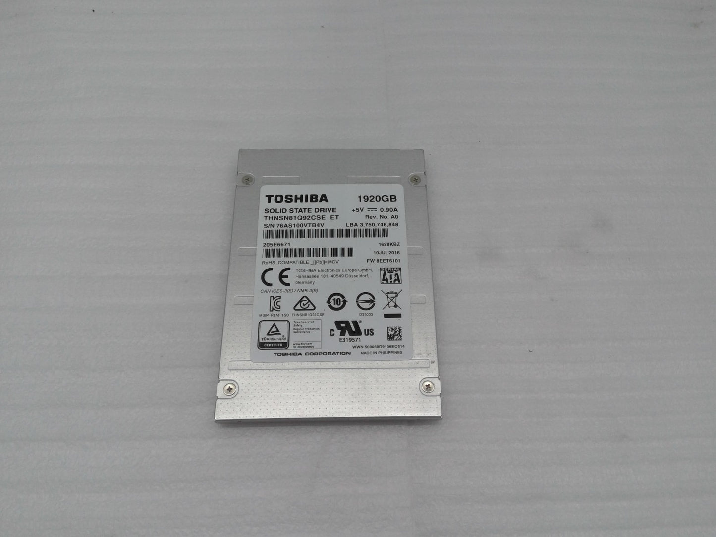 Toshiba THNSN81Q92CSE  1.92TB 1920GB 6Gbps MLC 2.5"  SATA Internal SSD