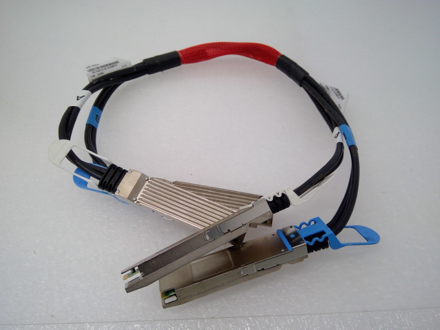 Amphenol 2X400G 2OSFP to 2x400G 2OSFP Breakout DAC Cable 0.8m 32AWG GPN:1029107