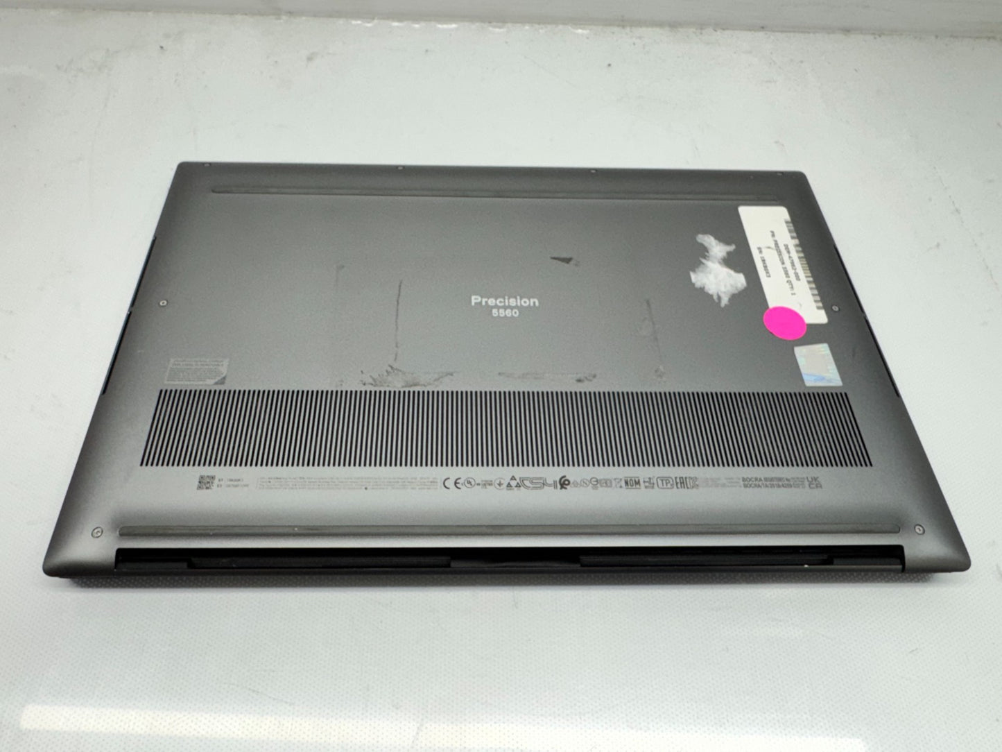 Dell Precision 5560 15.6" Intel i7-11850H@2.5GHz 16GB 256GB T1200 **READ**