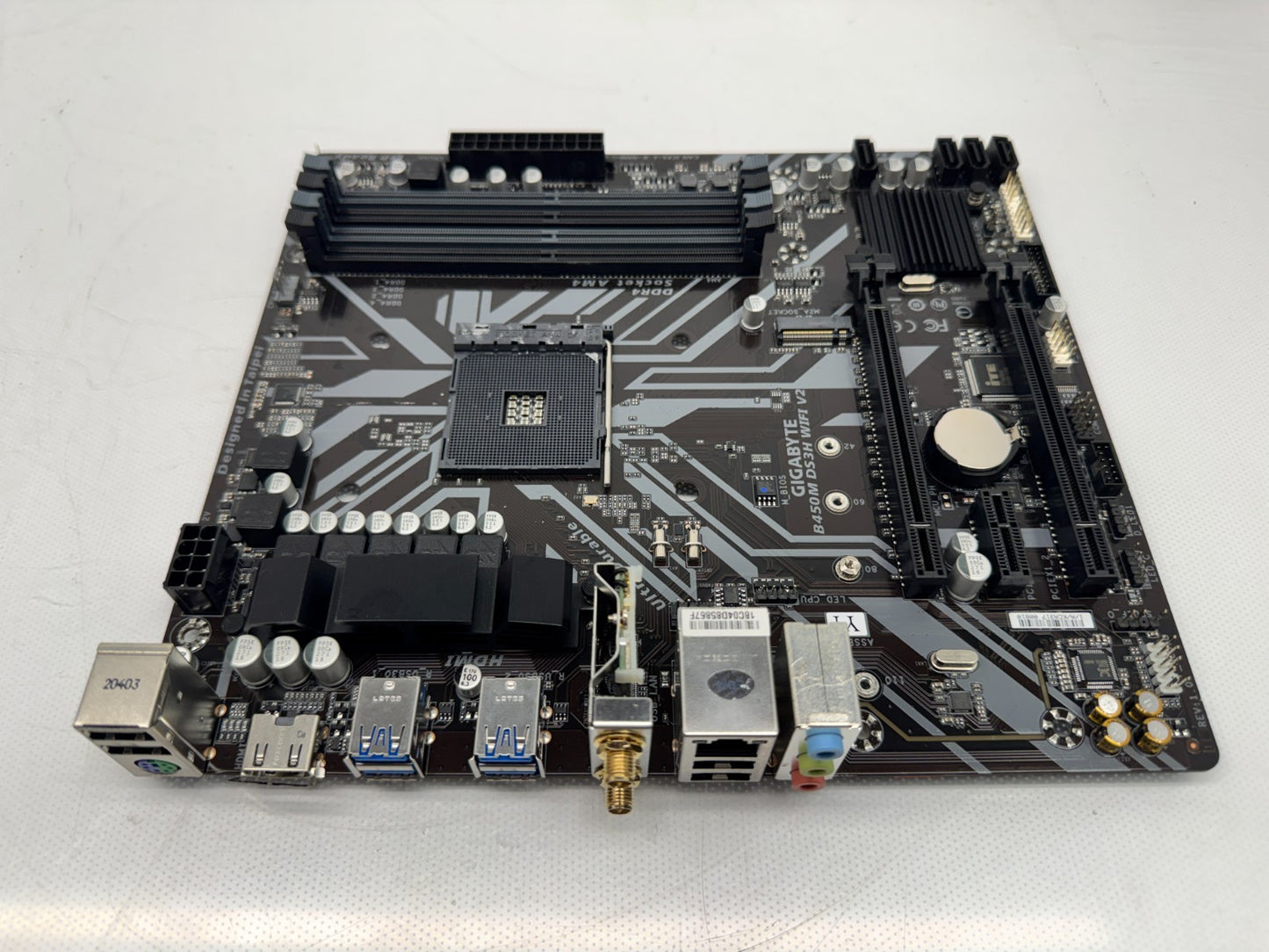 GIGABYTE B450M DS3H WIFI V2 AMD AM4 Motherboard mATX