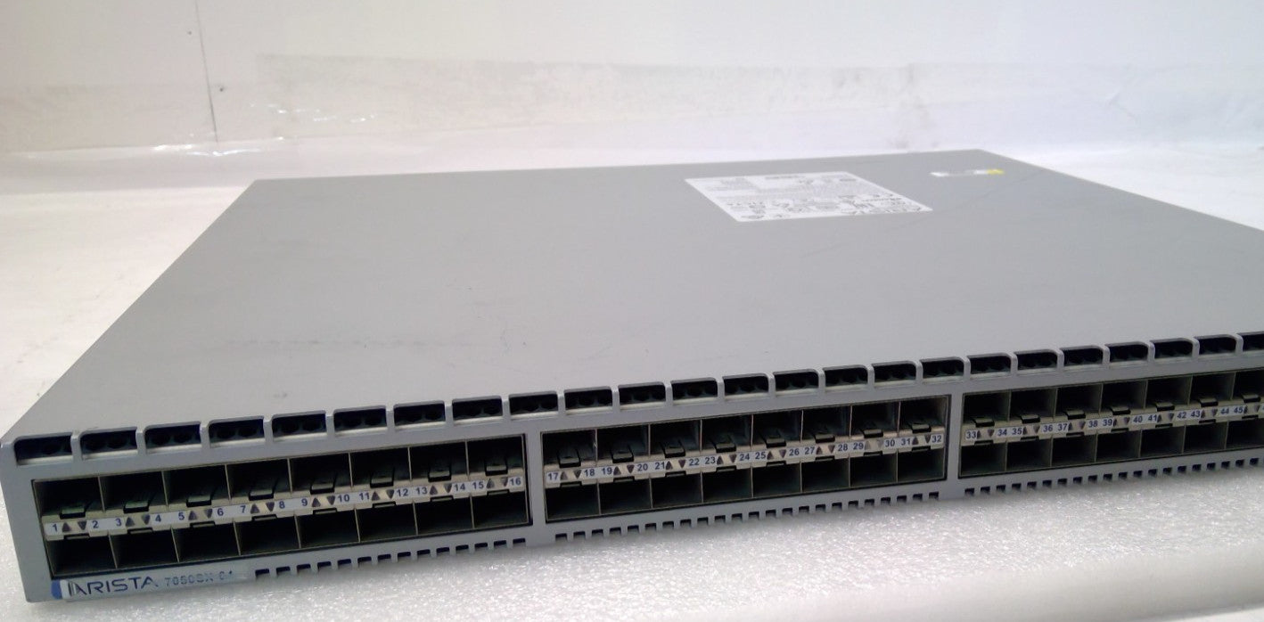 Arista DCS-7050SX-64-R 48x10G-SFP+ 4x40G-QSFP Port Network Switch *Read*