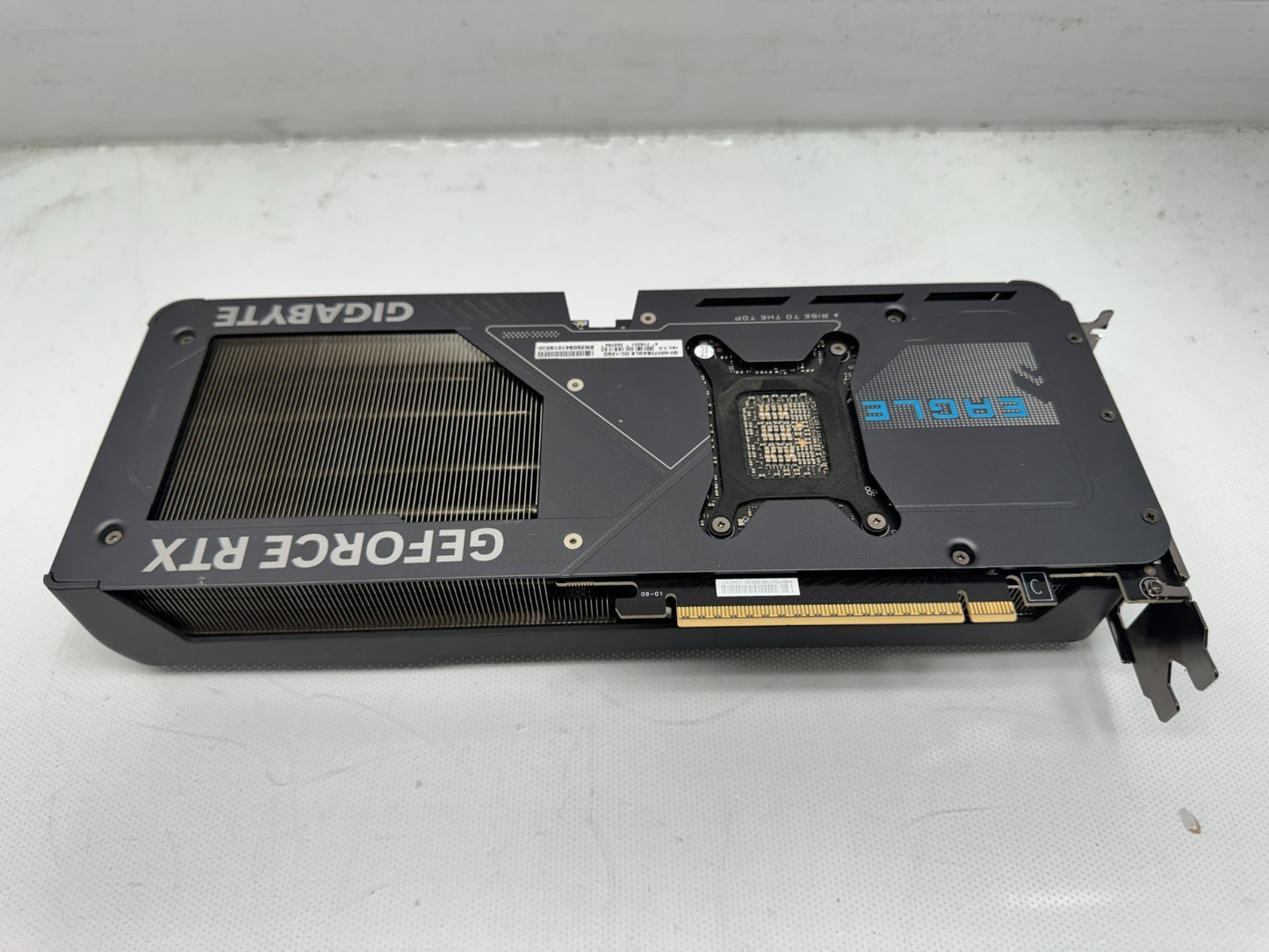 GIGABYTE GeForce RTX 5070 EAGLE OC SFF 12G GDDR7 GV-N5070EAGLE