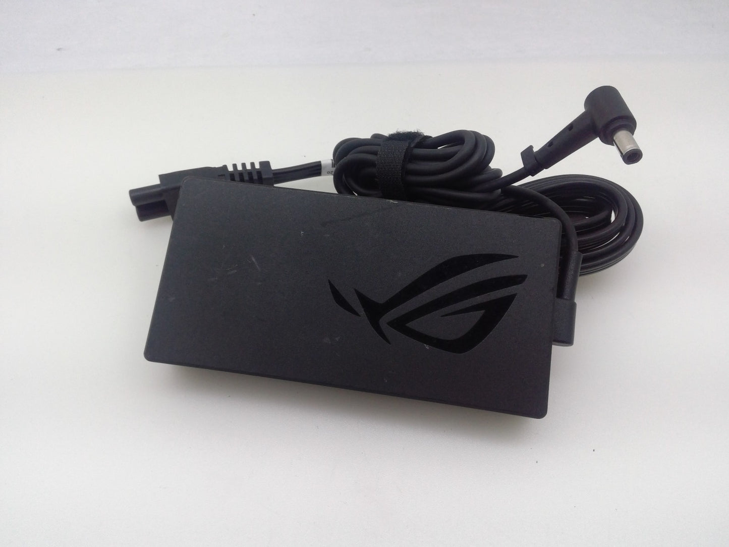 Genuine ASUS 150W ADP-150CH B AC Adapter 20V 7.5A  6.0×3.7mm Center Pin