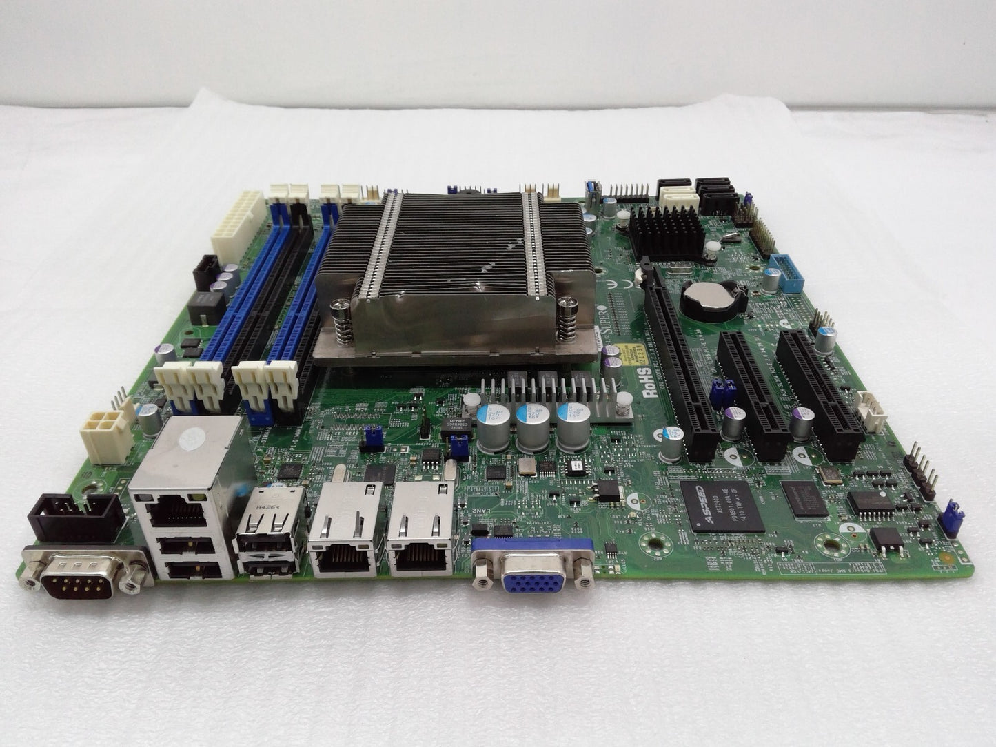 Supermicro X10SLL-F Server motherboard LGA 1150 DDR3 Micro ATX + Heatsink
