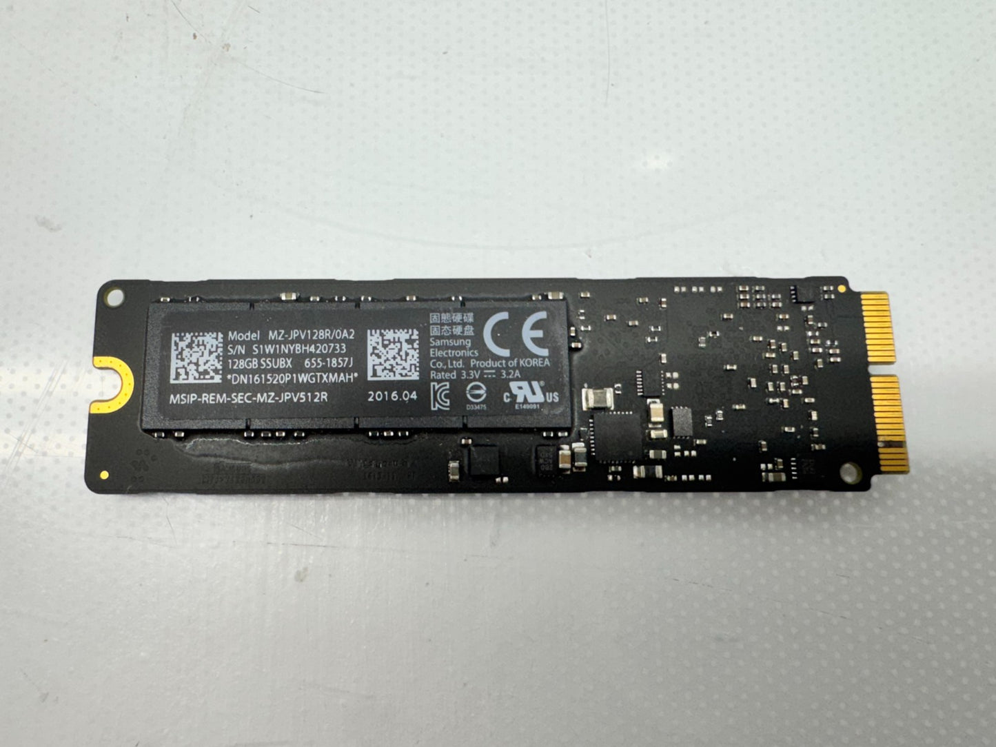 lot of 2 Apple 128GB SSD for Macbook model MZ-JPV128R/0A2 SD6PQ4M-128G-1021*READ