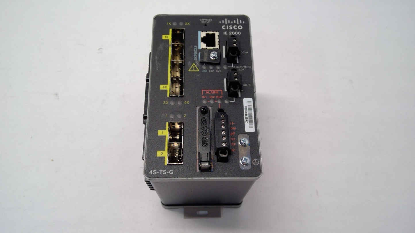Cisco IE-2000-4S-TS-G-L IE2000 4 FE SFP ports and 2 GE SFP ports Lan Lite