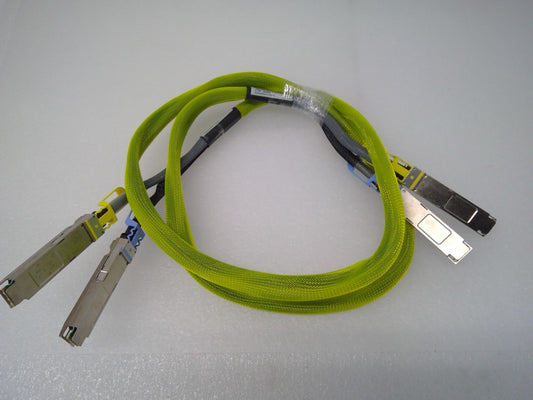 Amphenol 502-HAR-G692-02 QSFP-DD TO 2XQSFP-DD 400G TO 2X200G DAC 2.31M 28AWG