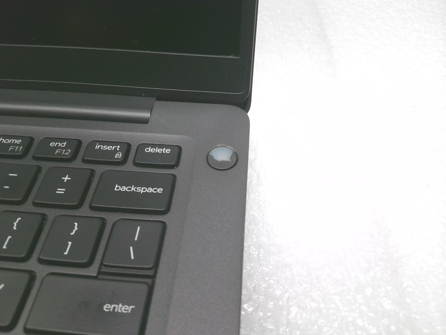 Dell Latitude 7300 13.3" Laptop i5-8365U@1.6GHz 16G RAM 256GB SSD Win10 B0 Read*