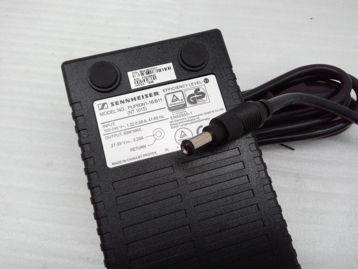 SENNHEISER NT 015  27V-33V 2.23A  60W DC power supply PUS60N1-16-B11