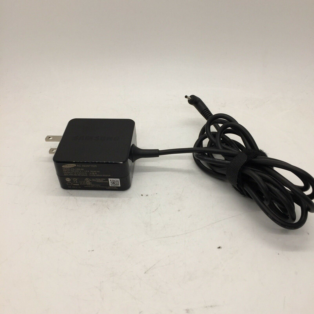 OEM Genuine Samsung Chromebook Charger AC Adapter  PA-1250-98 AD-2612AUS