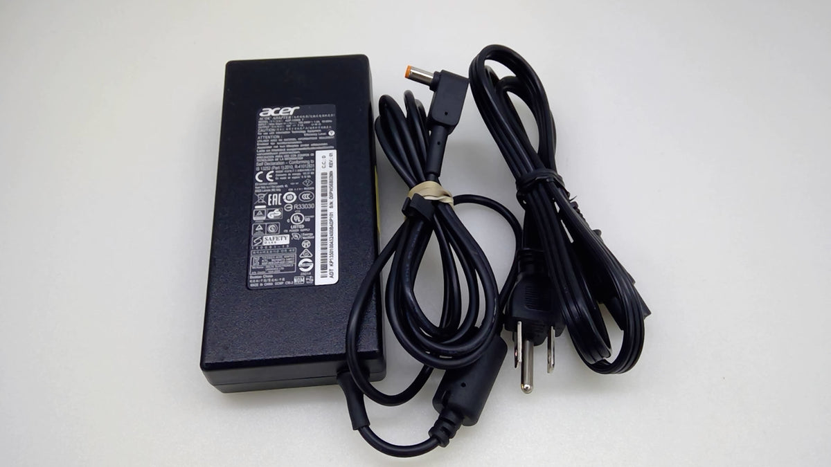 Genuine Acer 135W Laptop AC Adapter ADP-135KB T 19V 7.1A 5.5x2.5mm Orange Tip