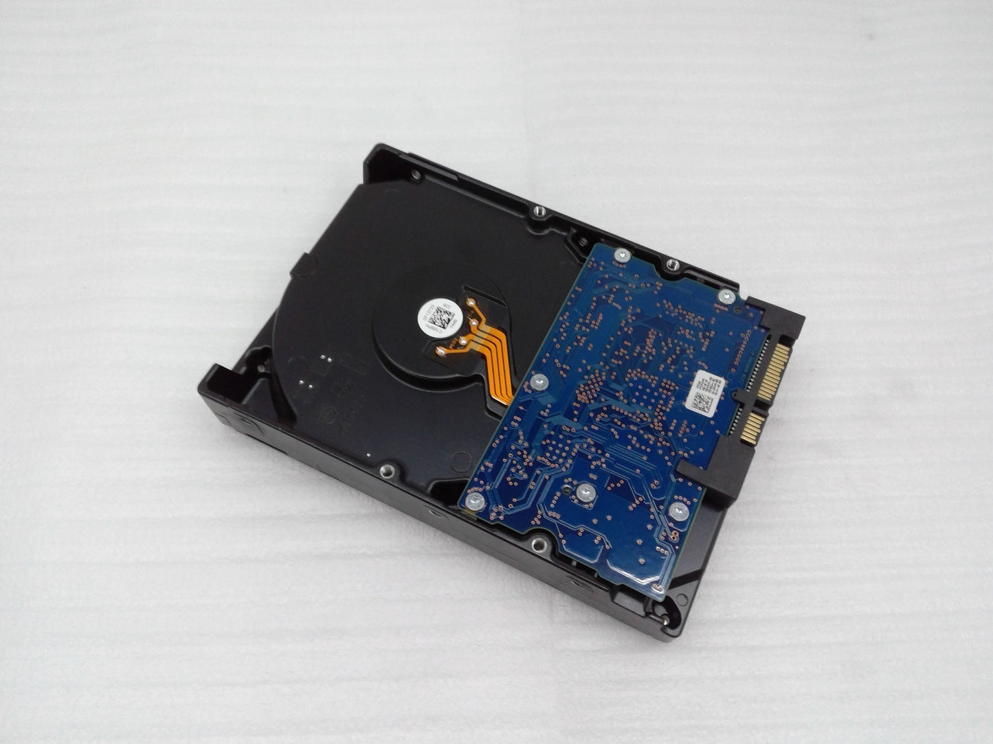 Toshiba DT01ACA200 3.5" HDD 2TB SATA III 6Gb/s 7200RPM 64MB Hard Drive TESTED