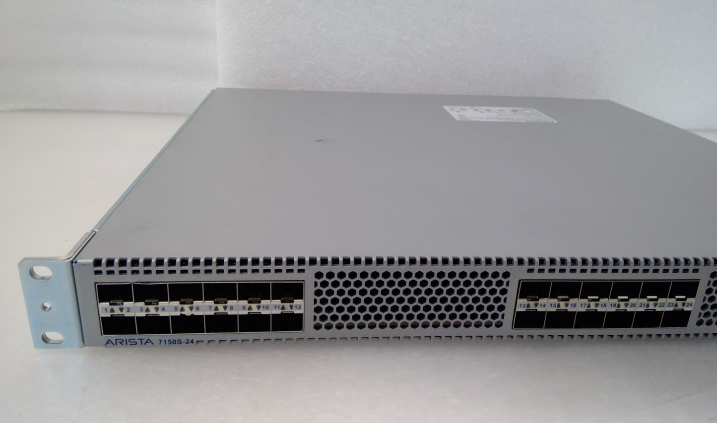 Arista DCS-7150S-24-F 24-Port SFP+ 10Gb Ethernet Switch 2X PSU 4XFAN