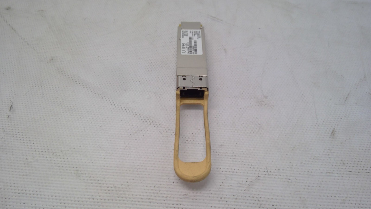 Juniper Networks  40GBASE-SR4  740-032986 OM3 100m 850nm FTL410QE3C-J1