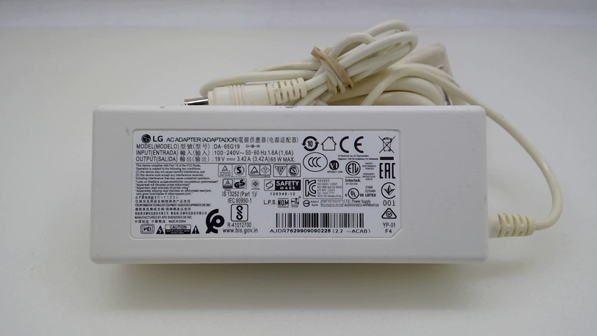 Genuine LG DA-65G19 White 65W 19V 3.42A Monitor AC Adapter Power Supply
