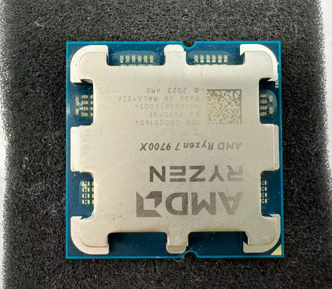 AMD Ryzen 7 9700X Desktop Processor 3.8 GHz, 8-Core, 16-Thread Socket AM5 Tested