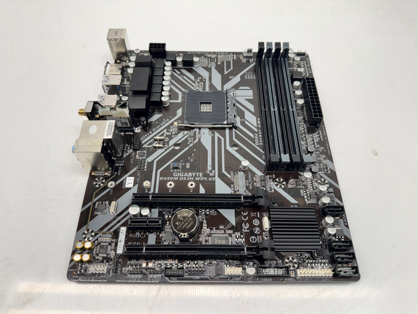 GIGABYTE B450M DS3H WIFI V2 AMD AM4 Motherboard mATX