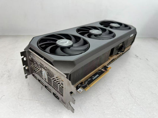 *Read* ZOTAC GeForce RTX 5080 Amp Extreme Infinity 16GB GDDR7 GPU No work