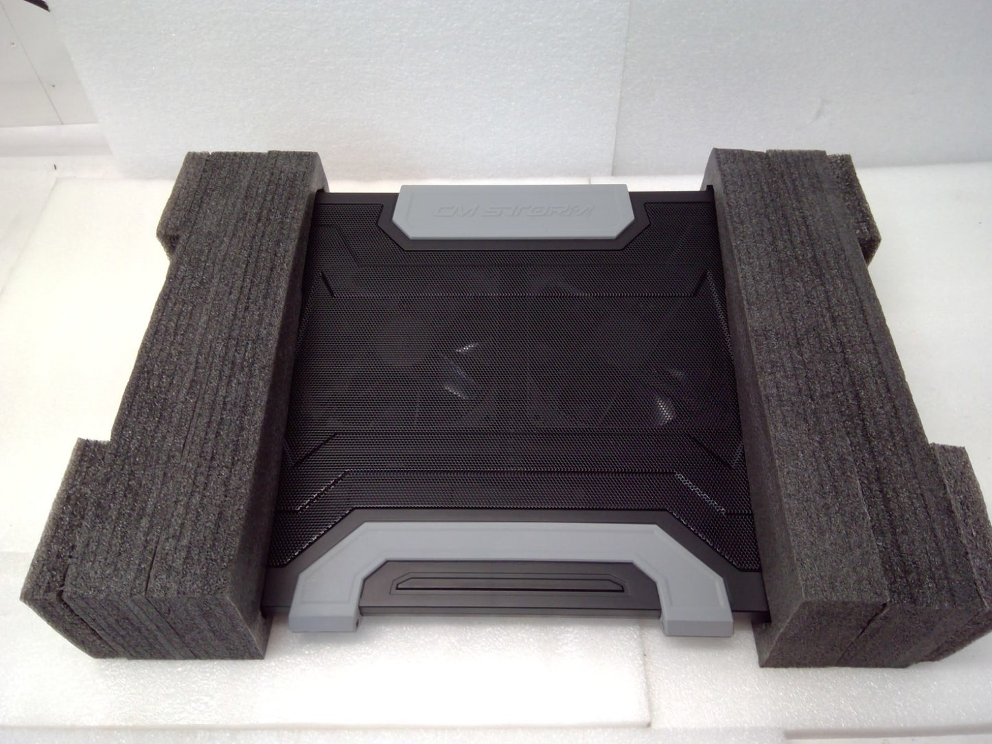 Cooler Master SF-19 USB 2.0 LED Gaming Laptop Cooling Pad SGA-4000-KKNF1