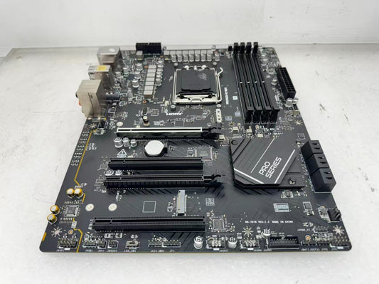 MSI PRO B650-VC WIFI Desktop ATX Motherboard AMD B650 Chipset DDR5 *Read*