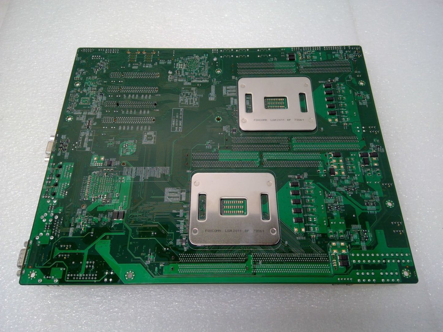 Supermicro X10DRD-L E-ATX dual-LGA 2011 DDR4 server motherboard with heatsink