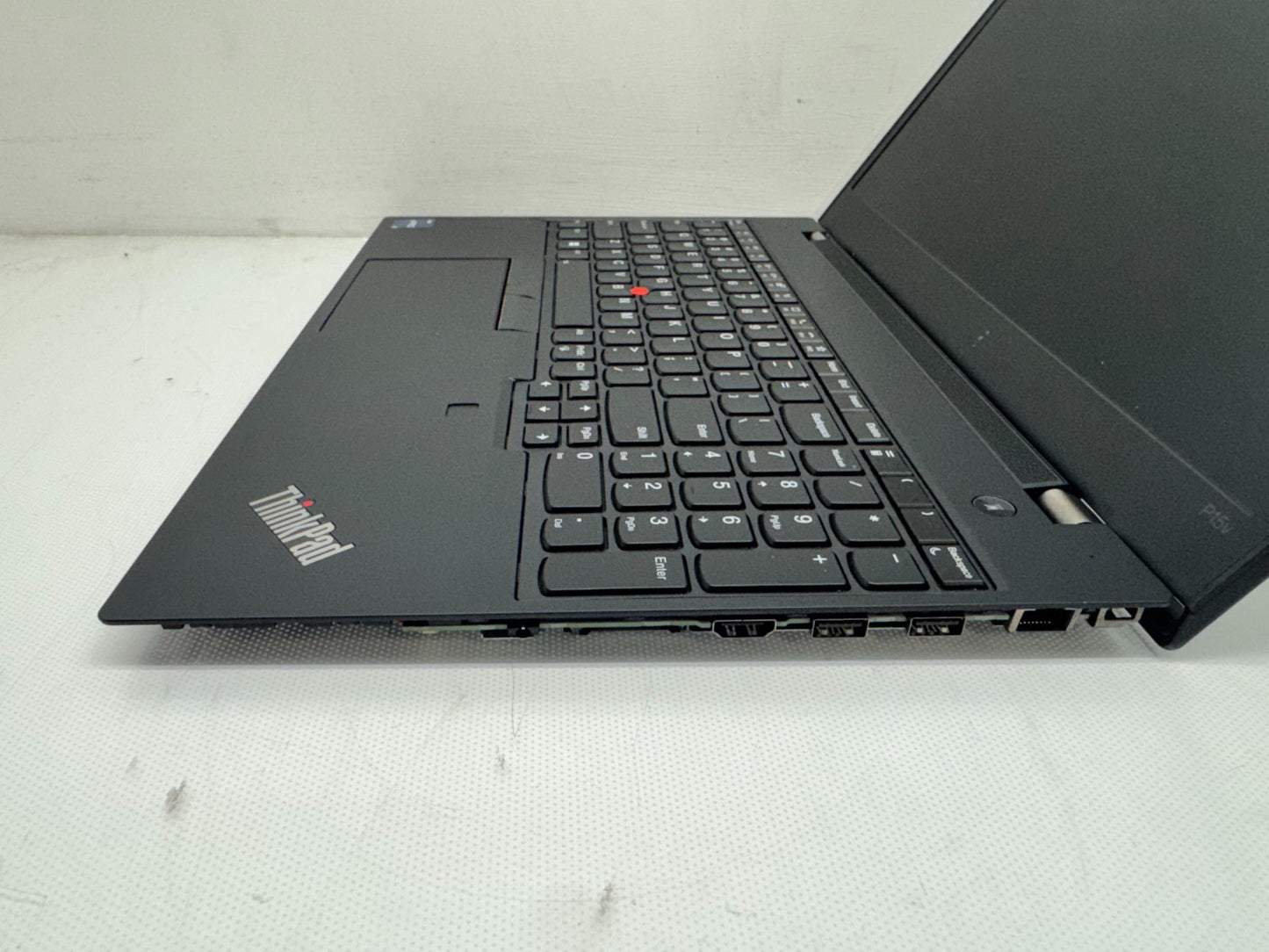 Lenovo ThinkPad P15v Gen 3 15.6"i7-12800H@2.4GHz 16G 256G RTX A2000 Win11 *READ*