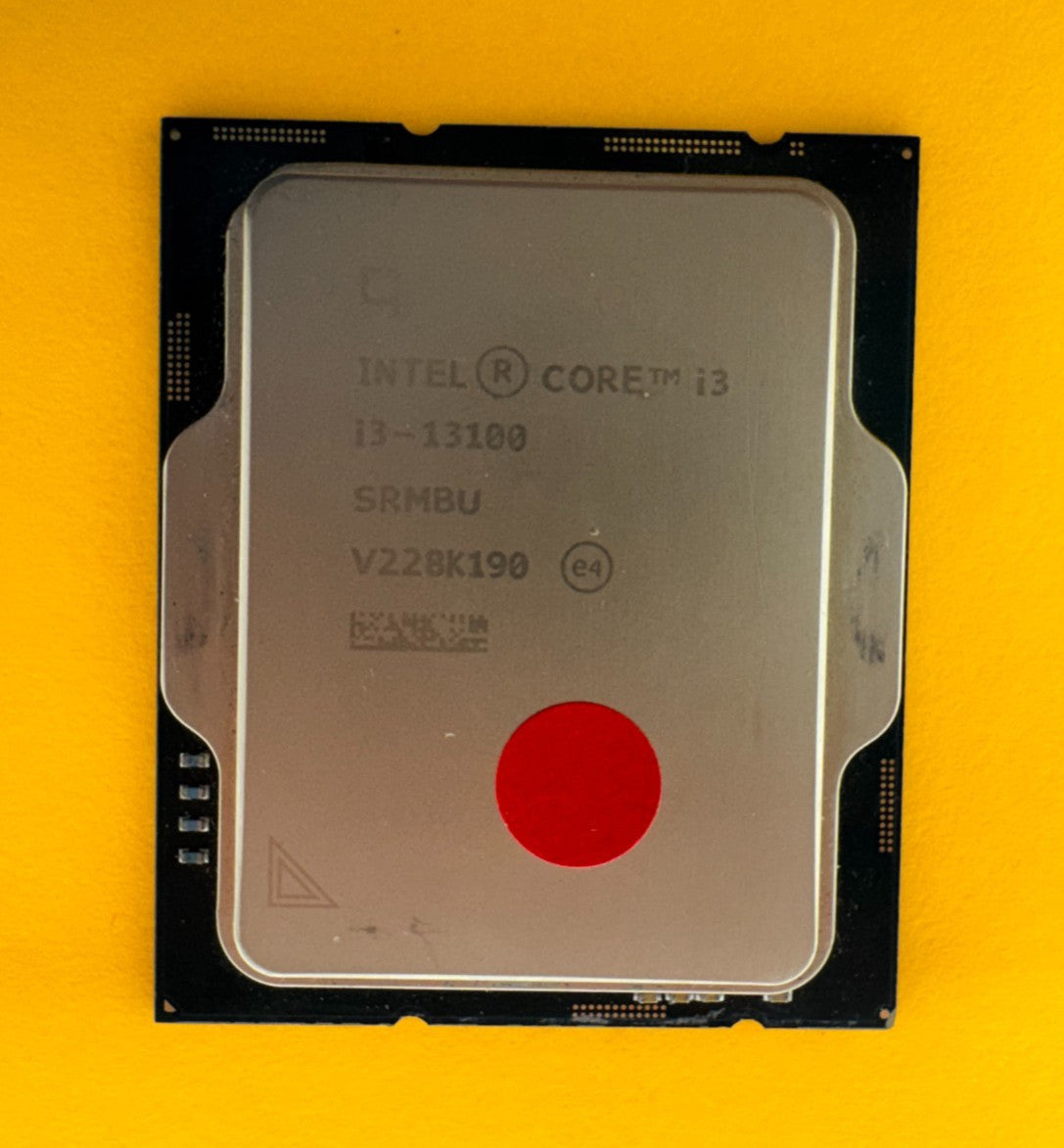 *For parts* Intel Core i3-13100 SRMBU 4-Core Process LGA 1700 *Not Working*