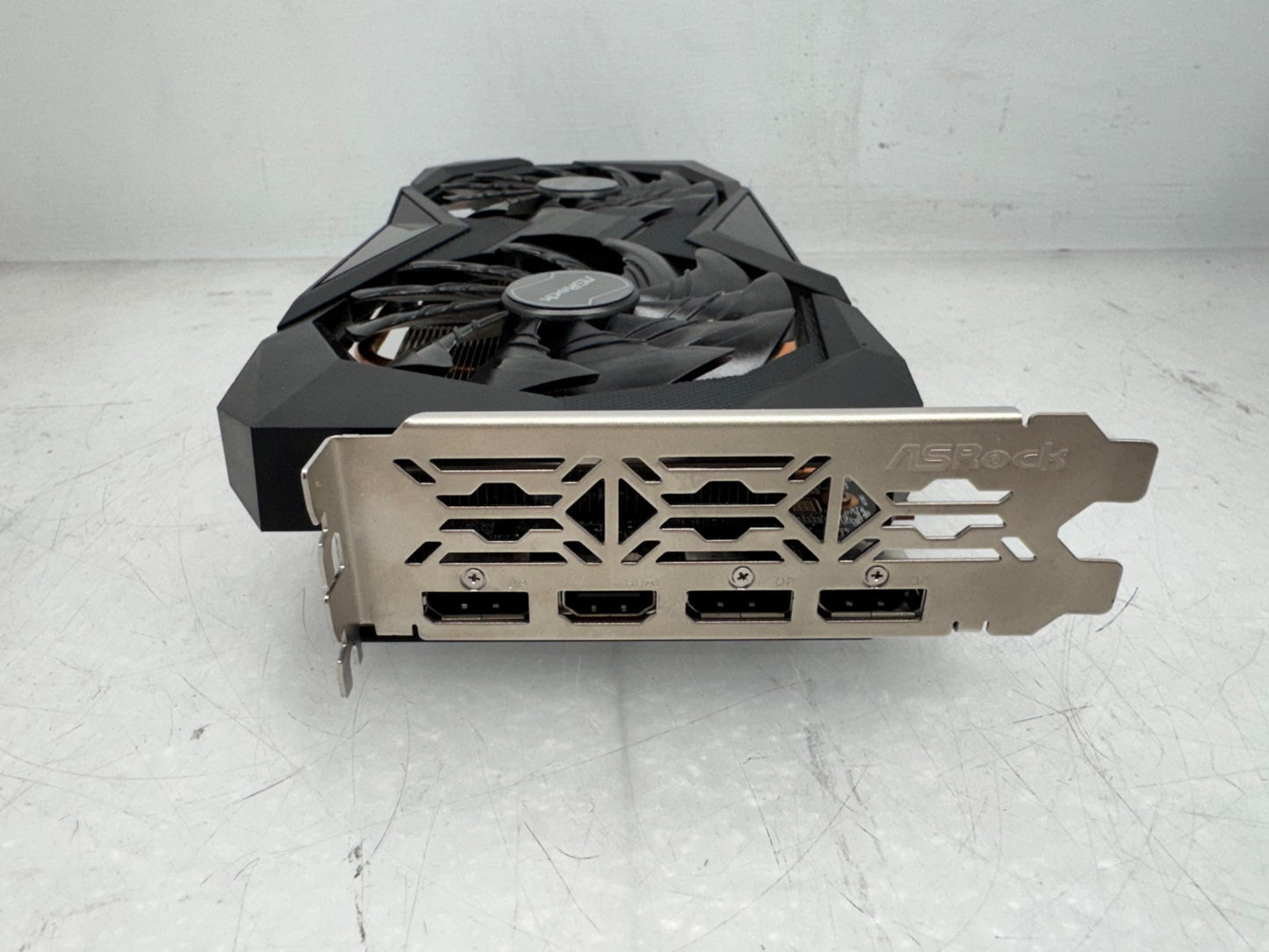 *For Parts* ASRock RX 7600 Challenger OC 8GB GDDR6 Graphics Card (RX7600 CL 8GO)