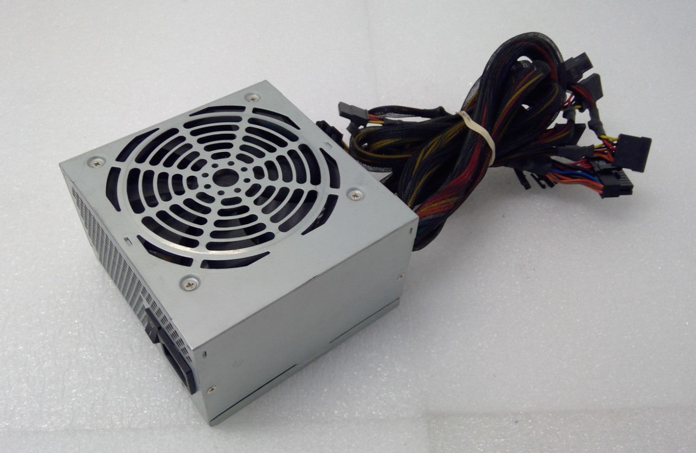 HEC-600TC-5WK  600W ATX Power Supply