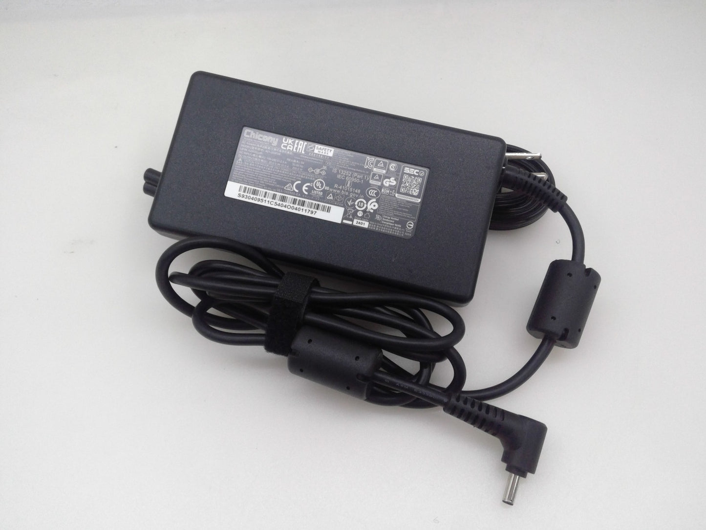 OEM Chicony For MSI Pulse A17 AI+ C3XWGKG RTX5070 A21-200P2B 20V 10A  200W 4.5mm