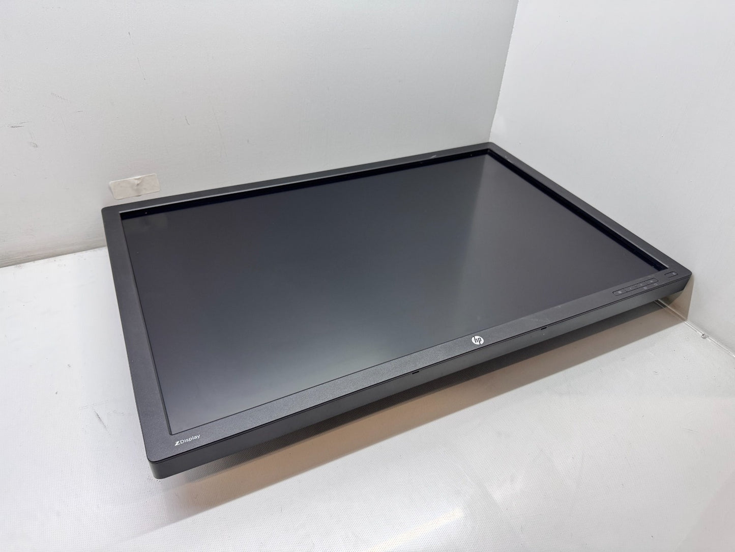 HP Z30i 30" WQXGA 2560 x 1600 Monitor, HDMI DisplayPort VGA DVI-D No Stand
