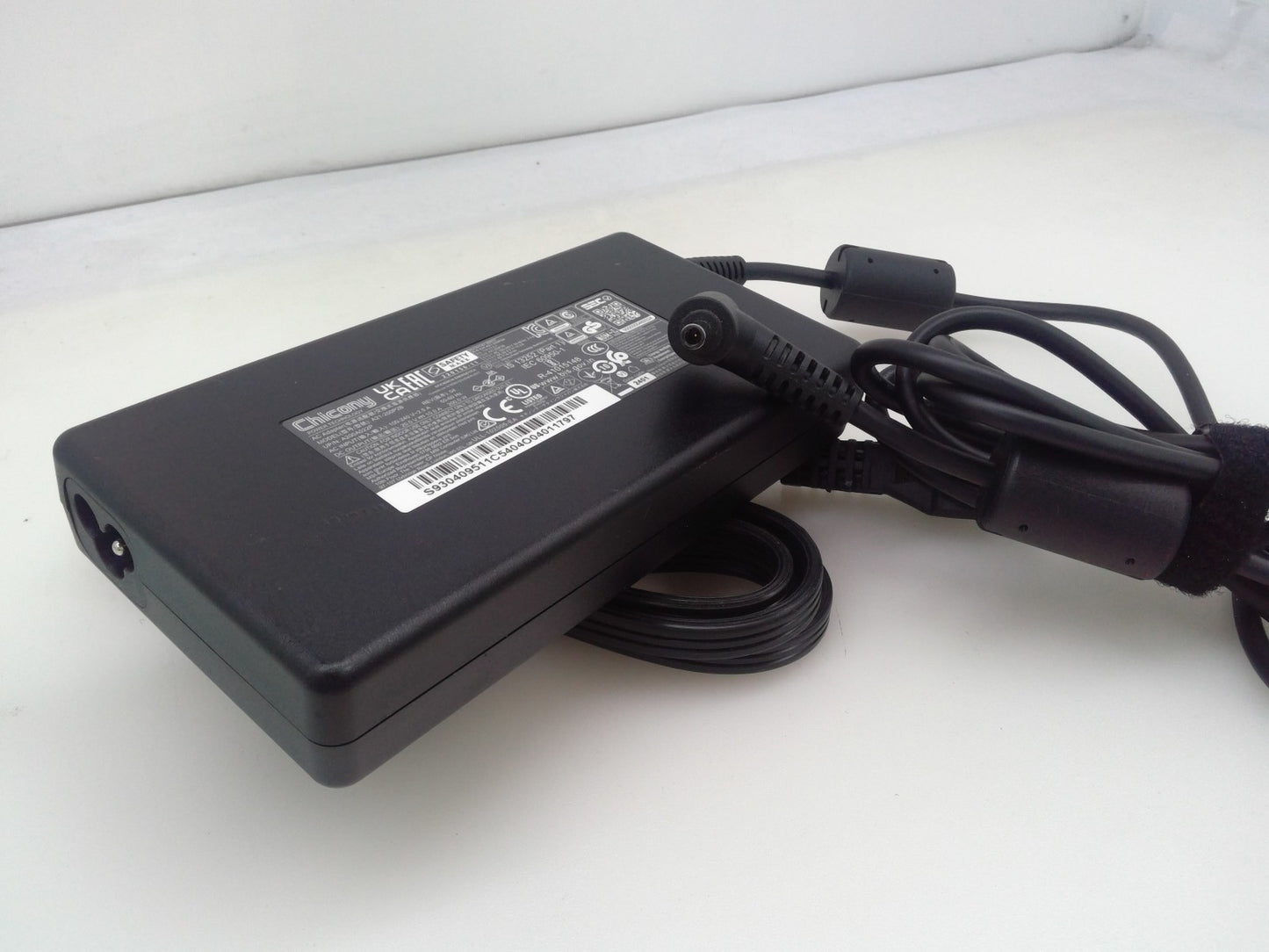 OEM Chicony For MSI Pulse A17 AI+ C3XWGKG RTX5070 A21-200P2B 20V 10A  200W 4.5mm