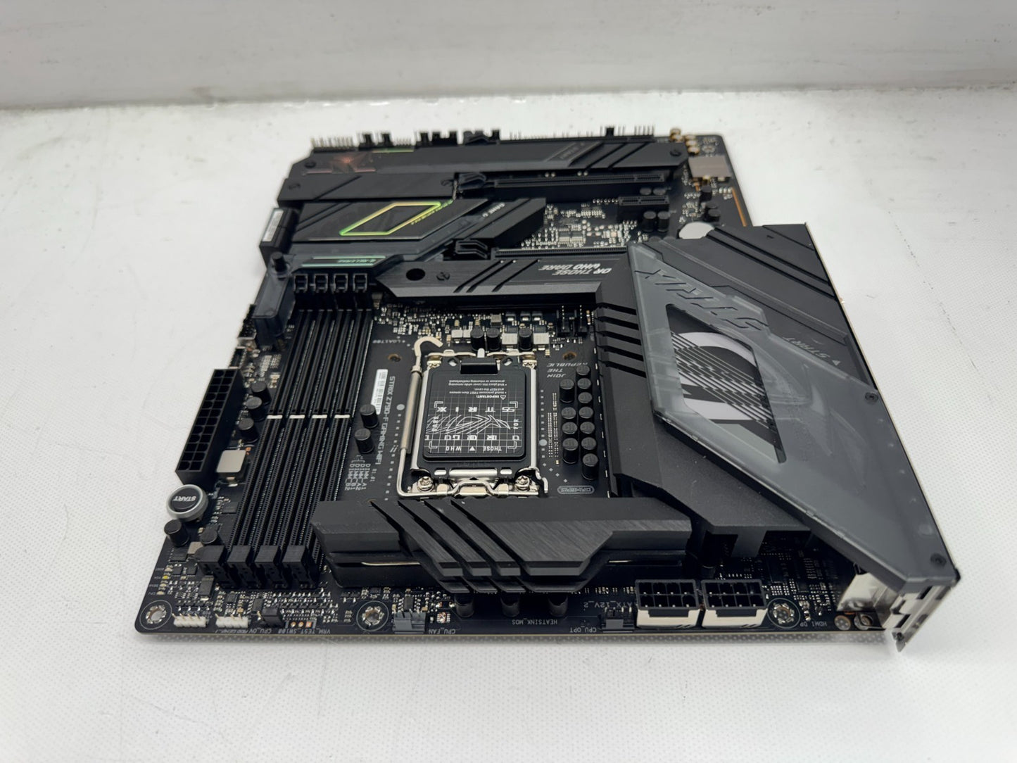 ASUS ROG Strix Z790-F MotherBoard For Intel LGA1700 DDR5 RAM PCIe 5.0