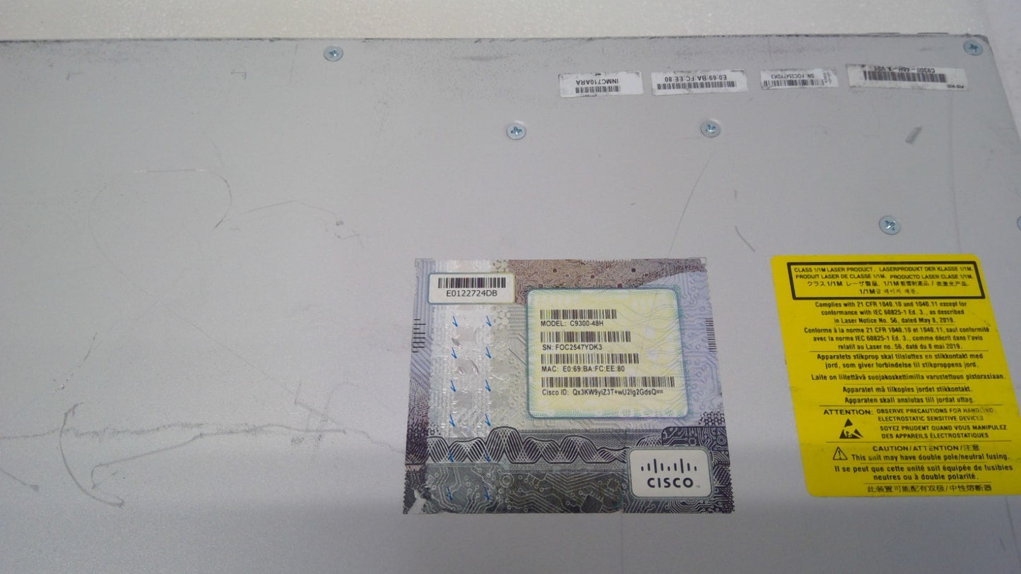 Cisco C9300-48H-A Catalyst 9300 48-Port UPOE+ Switch W/MODULE  *NO PSU NO FANS*