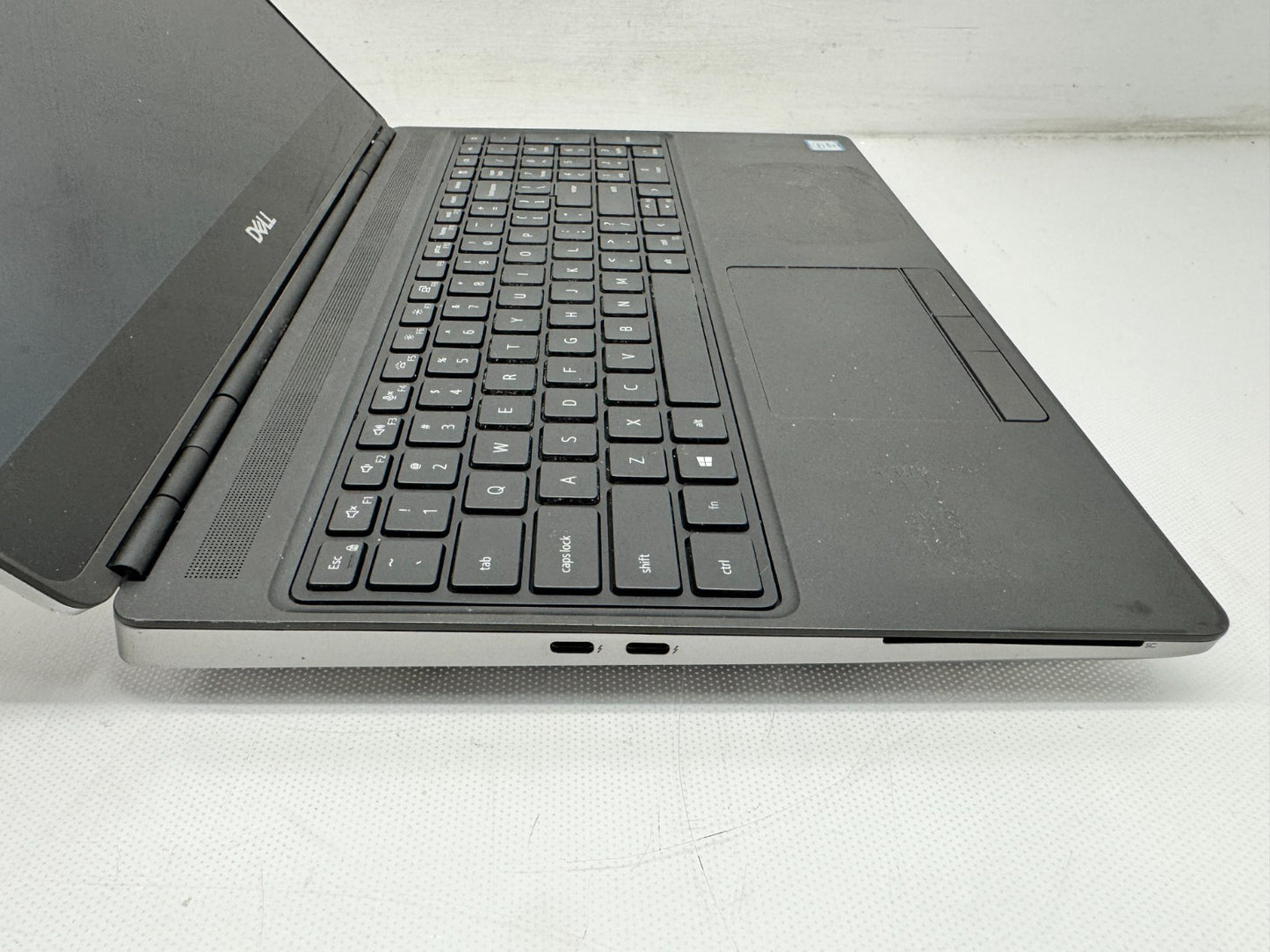 Dell Precision 7550 Intel Xeon W-10855M@2.8Ghz 32GB RAM 1TB SSD RTX 3000 *Read**