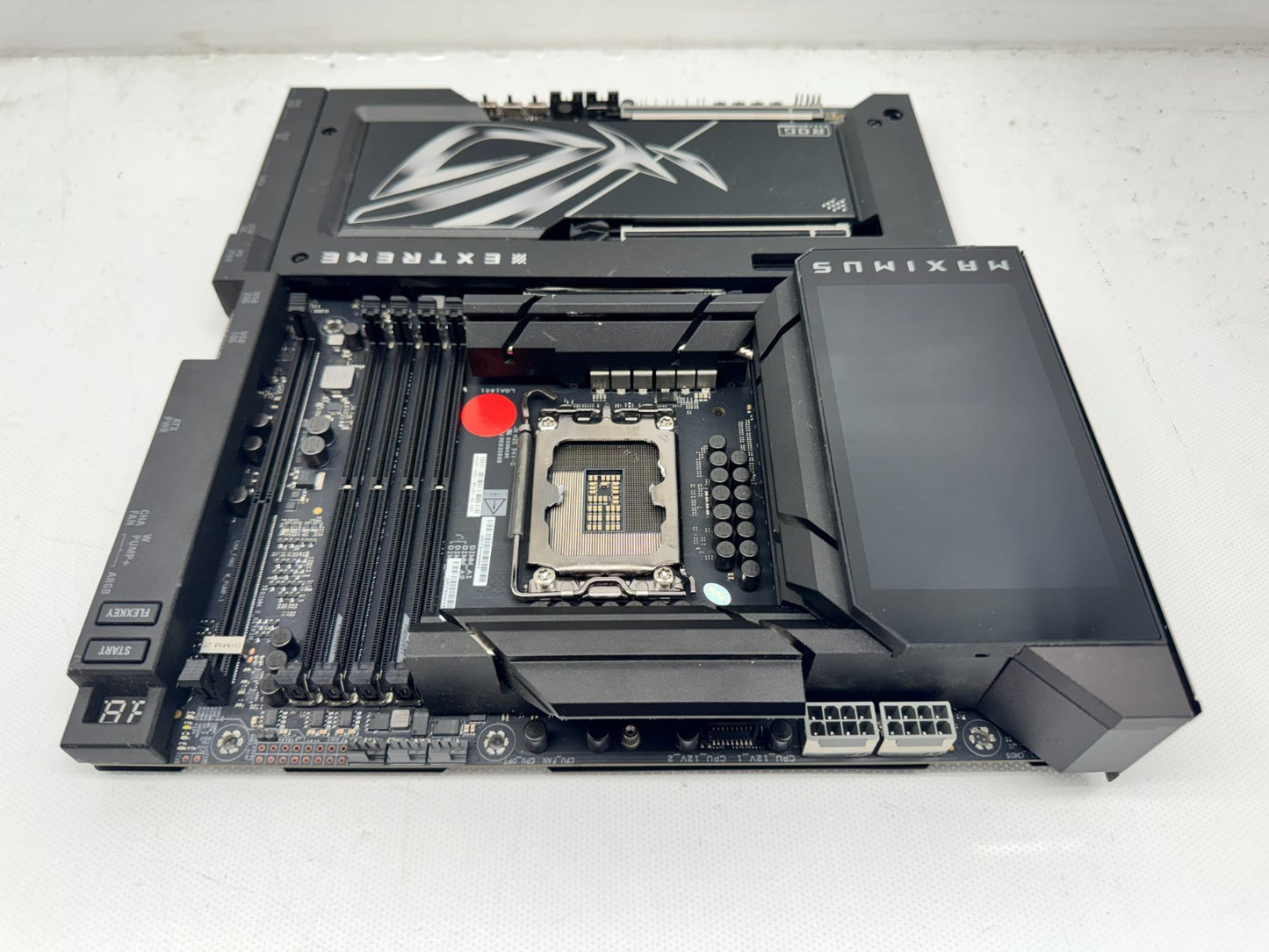 For Parts ROG Maximus Z890 EXTREME motherboard *Not working*