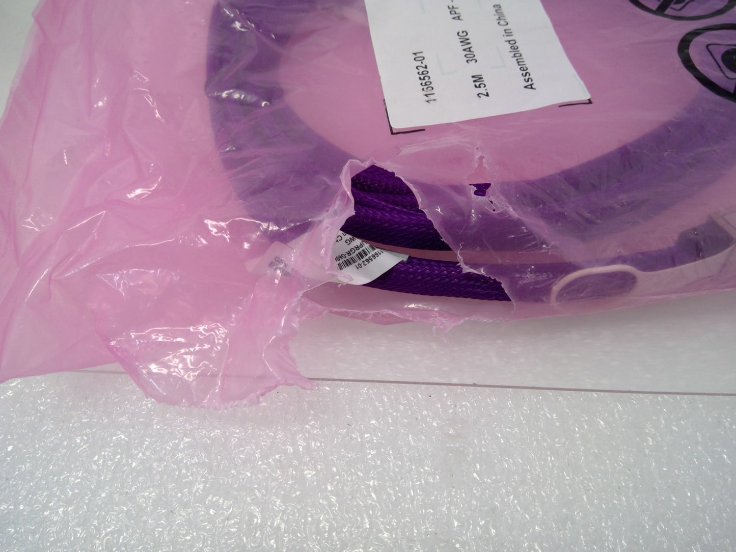 OPEN Amphenol 400G OSFP to 2x200G QSFP56 Splitter Cable 2.5m 30AWG NJPRGR-G608
