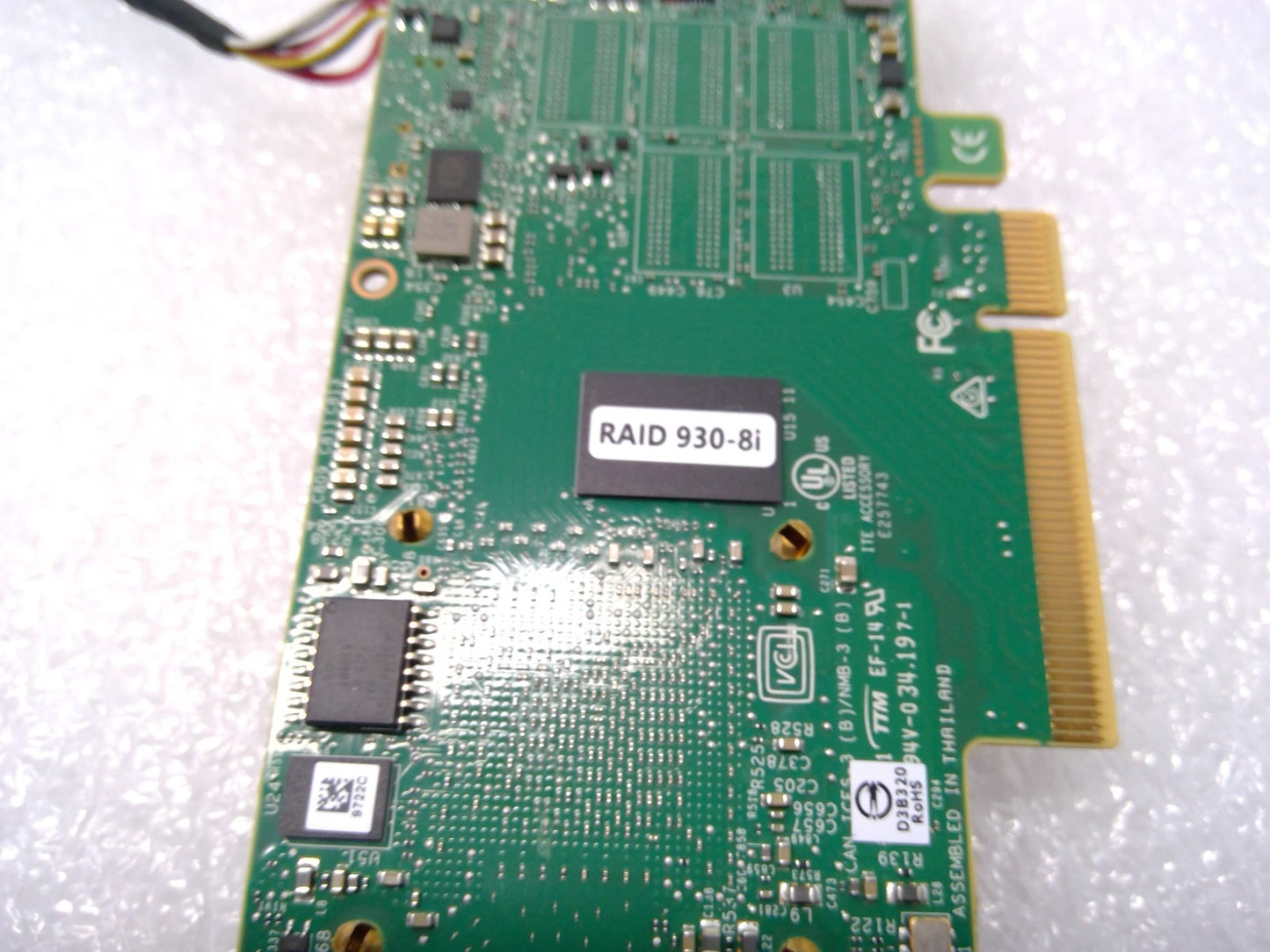 Lenovo 01KN507  ThinkSystem  RAID 930-8i SAS/SATA 12Gb/s W/Battery