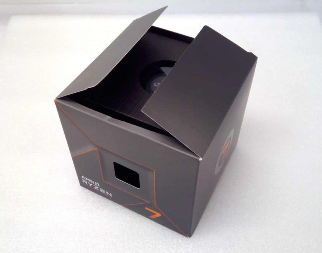 *New* AMD Wraith Prism RGB LED CPU Cooler Heatsink Fan AM4 AM5 712-000075 / 76