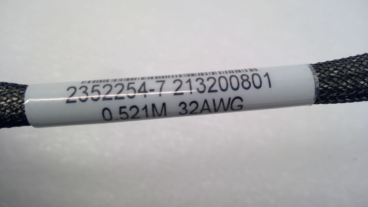 TE Connectivity  2352254-7 800G OSFP DAC Cable 1044733 0.521m 32AWG