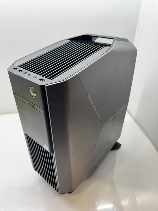Dell Alienware Aurora R7 Intel i7-8700@3.7GHz 16GB 256 RTX2080S Inner WiFi No OS