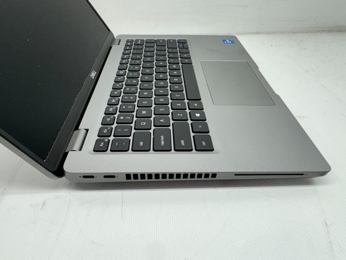 Dell Latitude 5421 Intel i5-11500H@2.9Ghz 16GB RAM 256G Win 11 *Read*