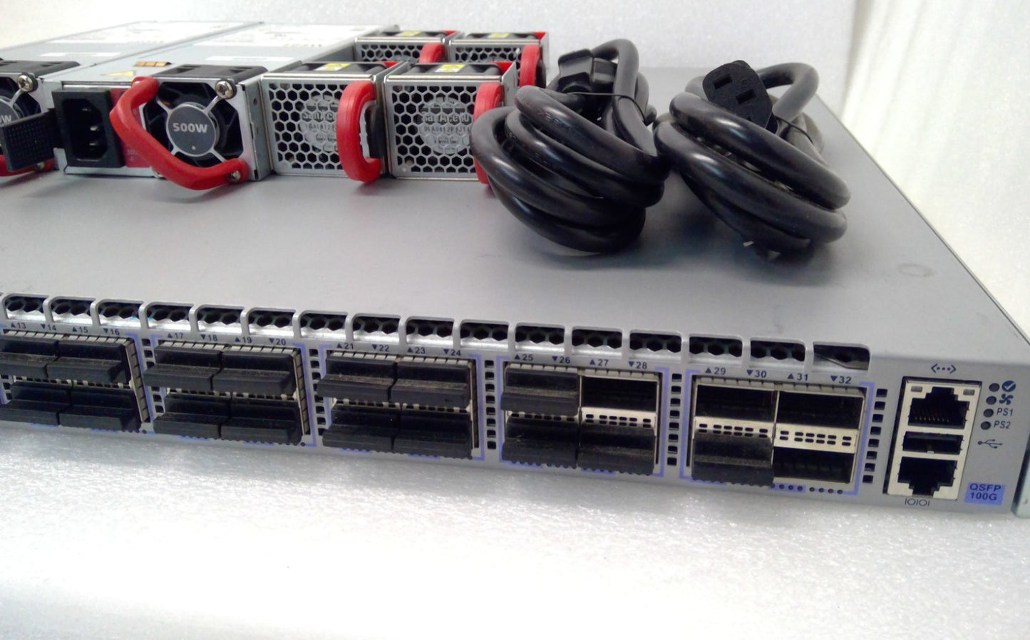 Arista 7060X 32x100GbE QSFP & 2x 10GbE SFP+ Switch DCS-7060CX-32S-F