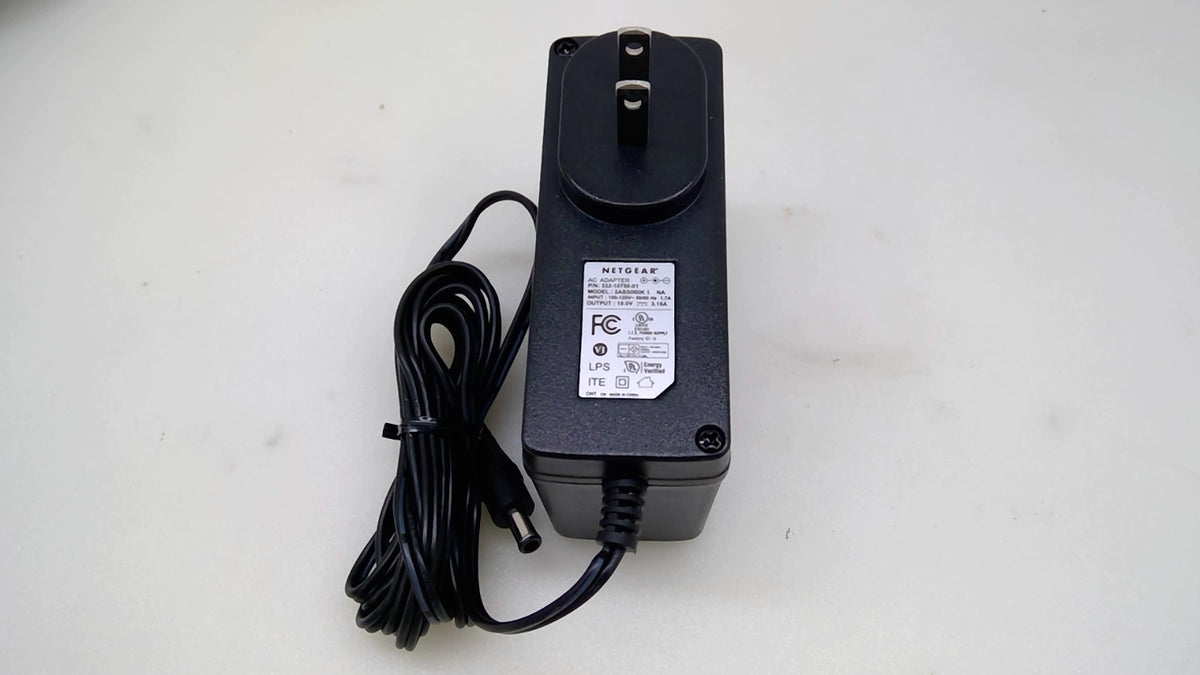 OEM NETGEAR 332-10788-01 60W 19V 3.16A Nighthawk Router AC Adapter Power Supply