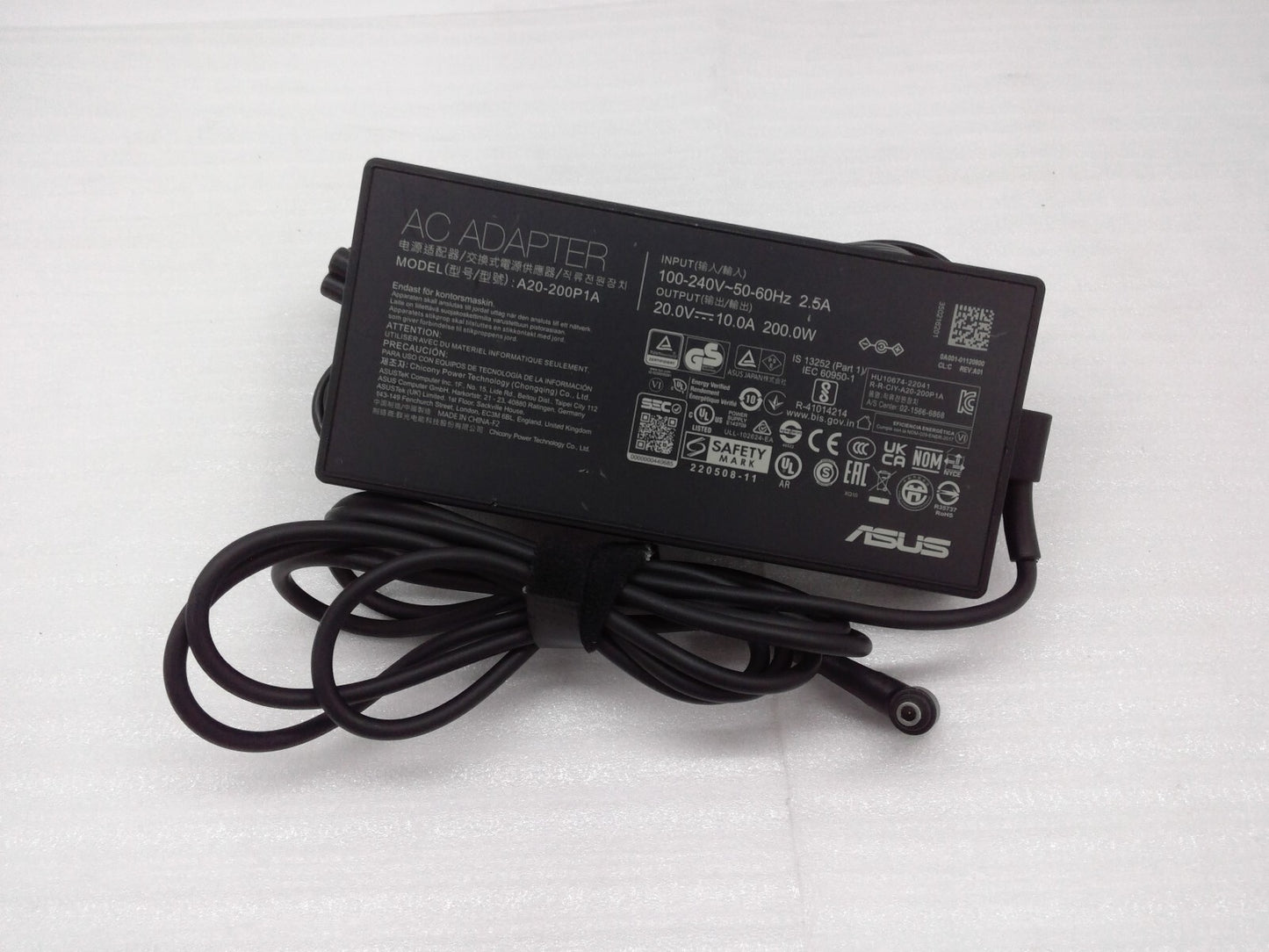 20V 10A 200W AC Adapter Charger For ASUS Vivobook Pro 15 A20-200P1A  4.5mm Tip