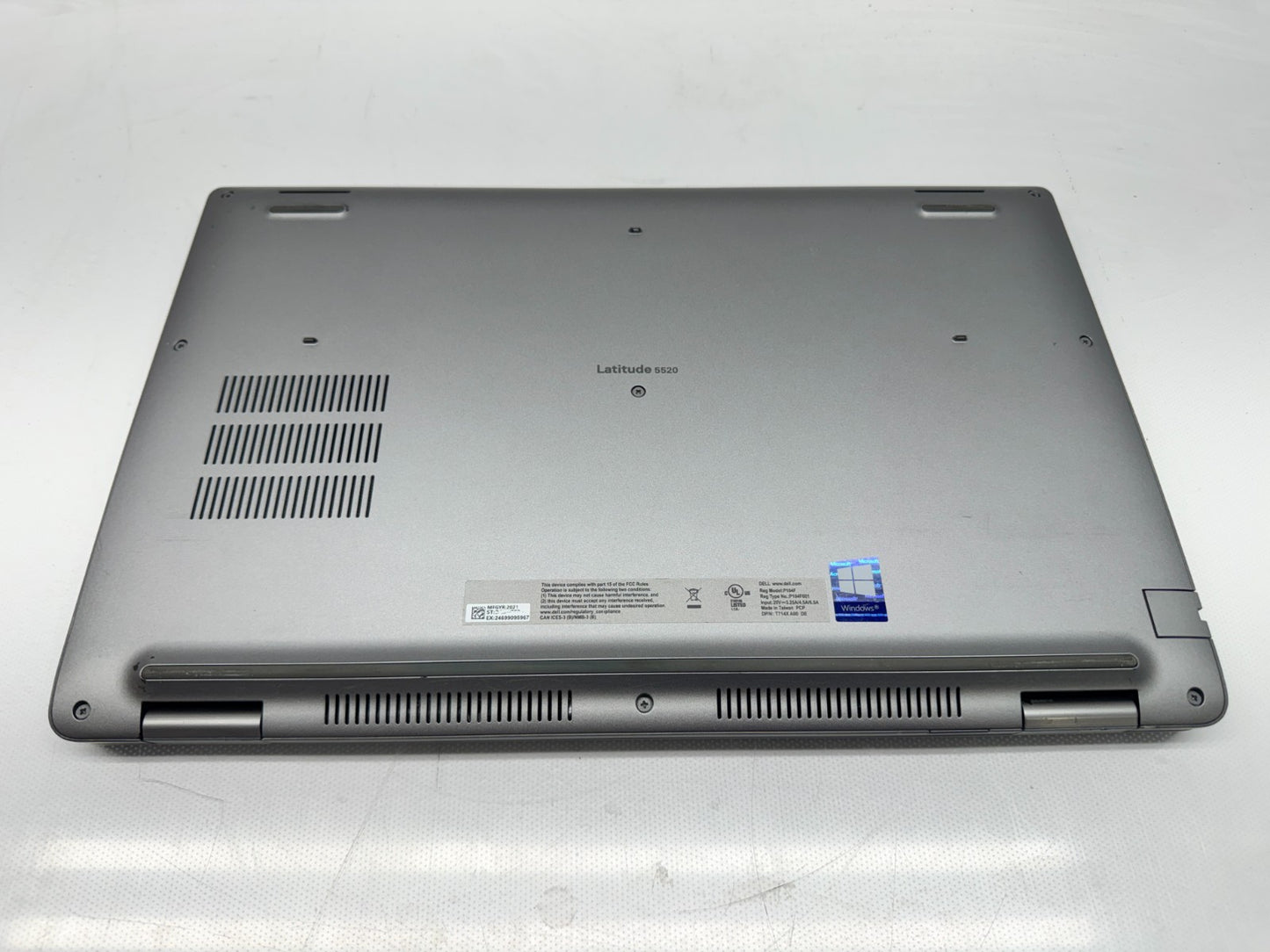 Dell Latitude 5520 15.6" Touch Laptop i7-1185G7@3.0GHz 16G 256G MX450 W/AC *READ