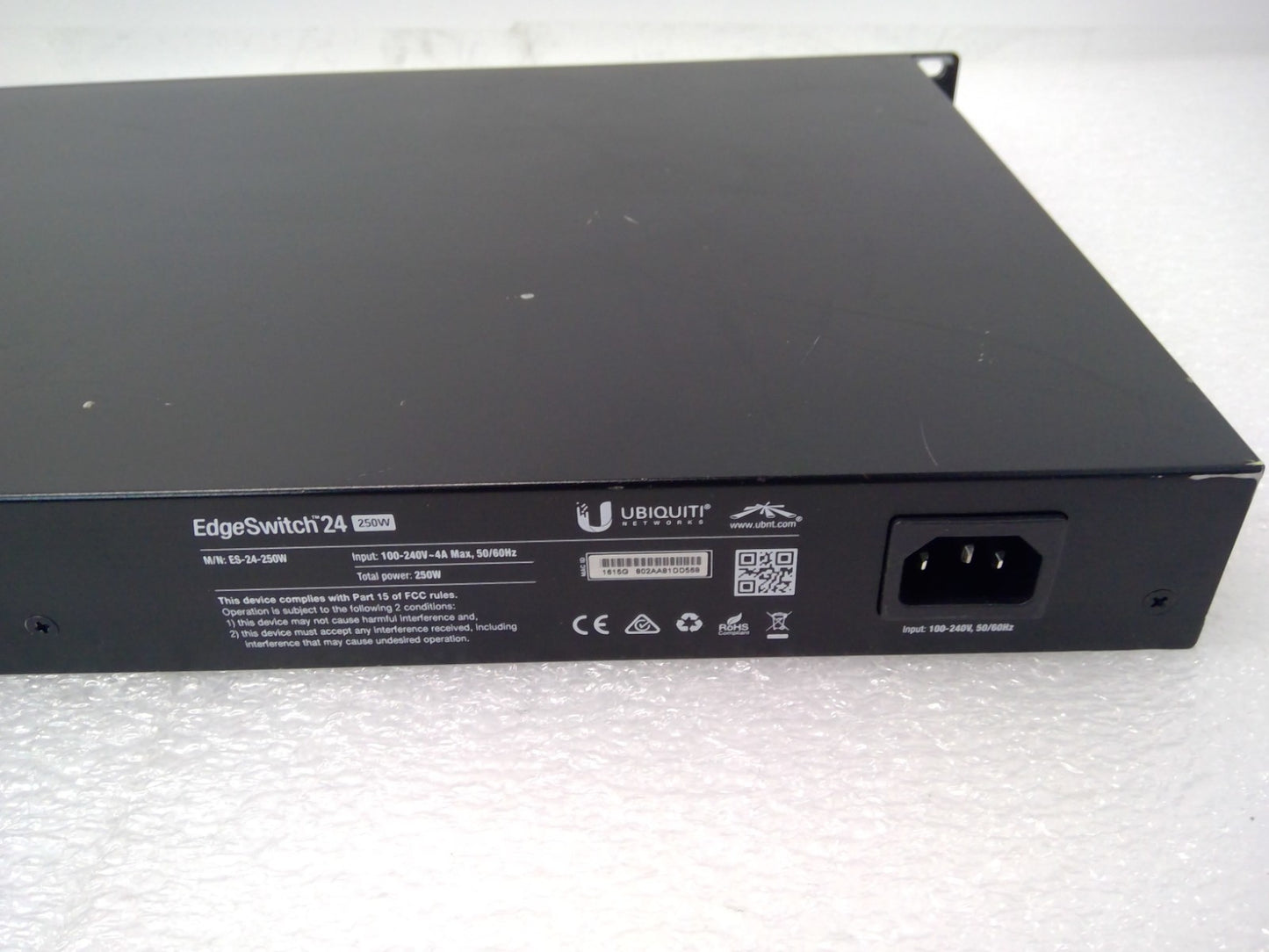 Ubiquiti EdgeSwitch ES-24-250W Fully managed 24-port Gigabit PoE+ Switch