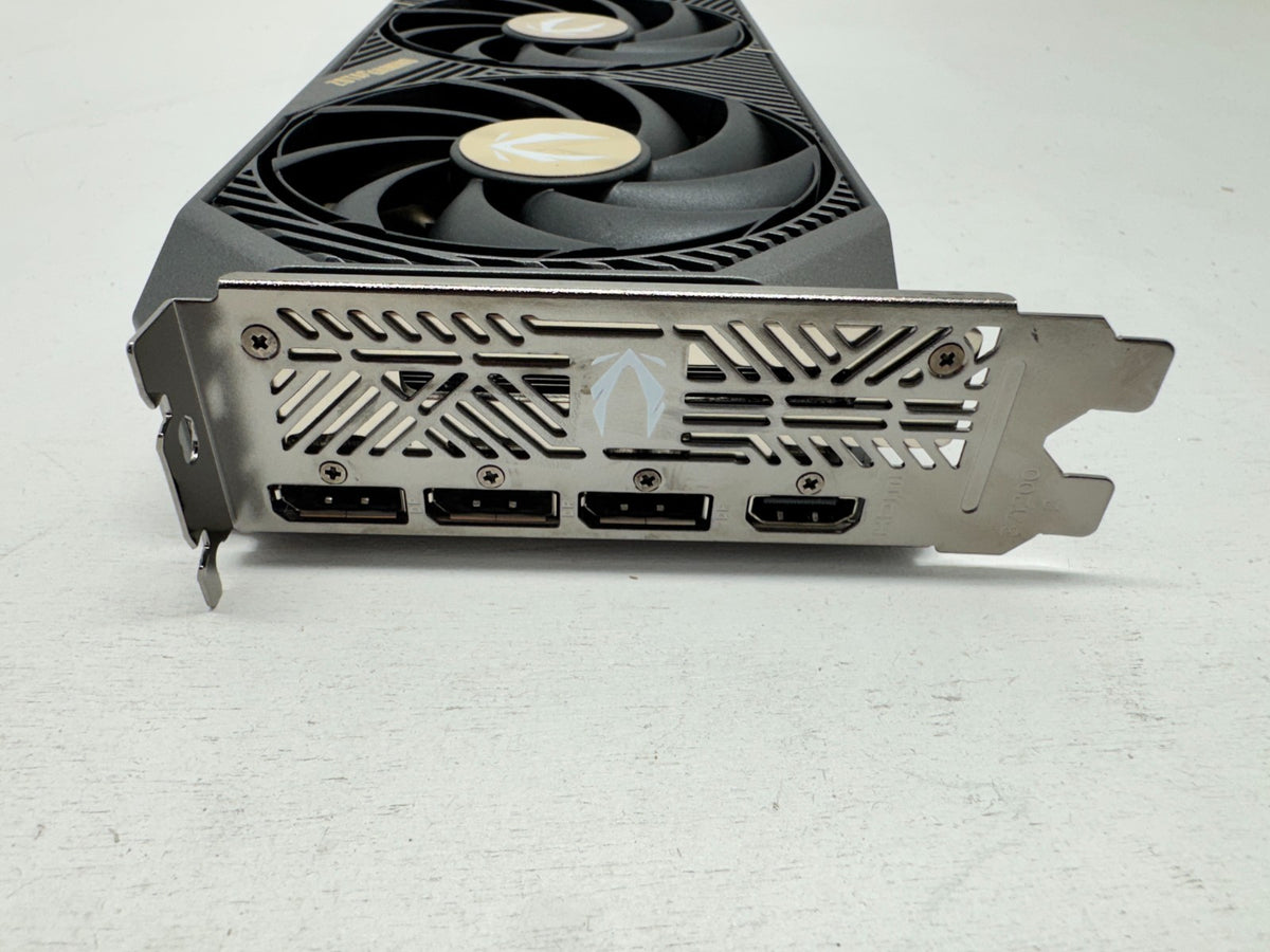 ZOTAC GAMING GeForce RTX 5070 Solid OC 12GB GDDR7
