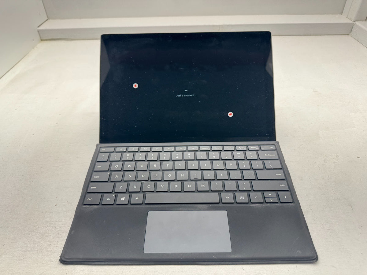 Microsoft Surface Pro 1866 Intel i7-1065G7@1.3Ghz 16G 1TB W/Black KB *READ*
