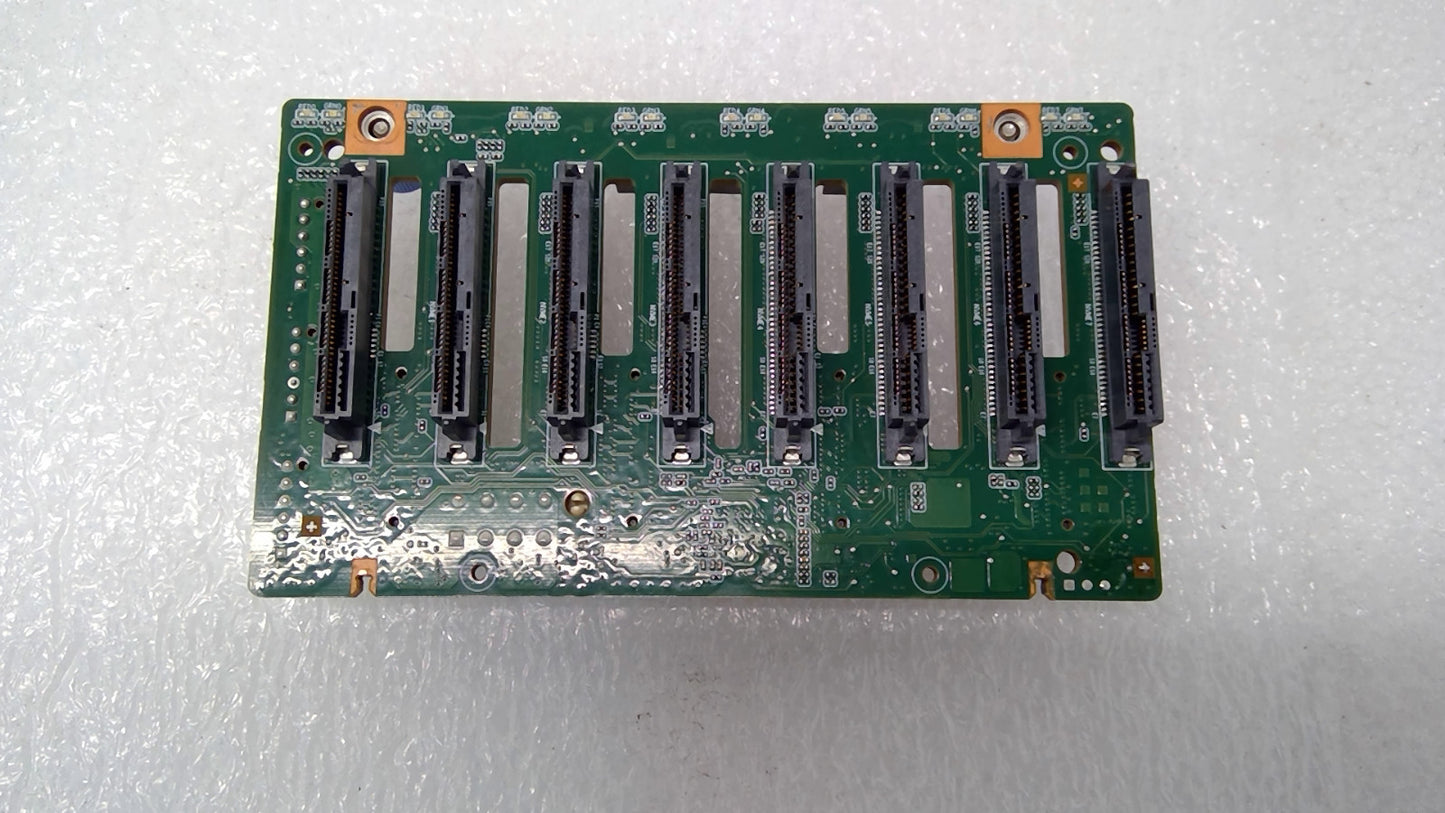 TYAN M1296T65A-BPE-8 SlimSAS Backplane Board P/N: 316T60900003